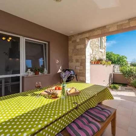 Ferienhaus Romantica-urlaub Mit Dem Hund Privlaka (Zadar)